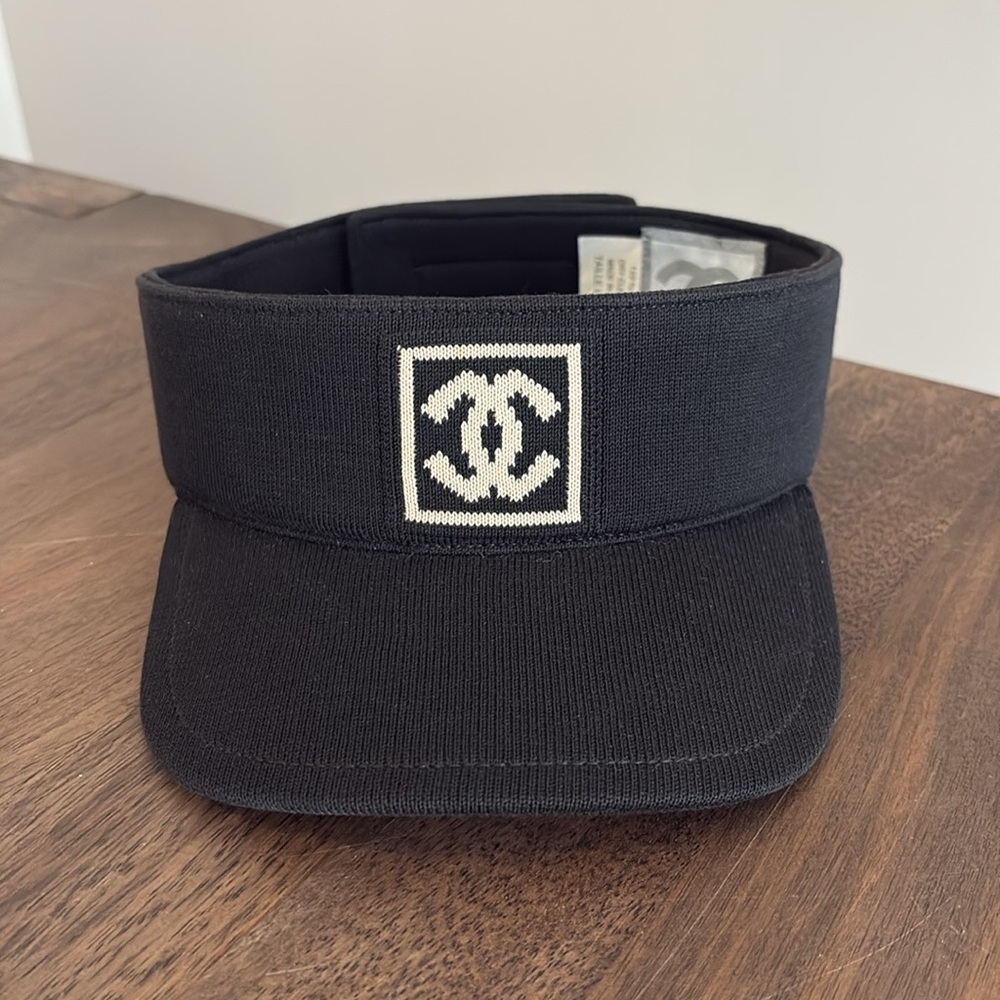 CHANEL Visor Rare Early 2000s NWOT Black One Size Adjustable